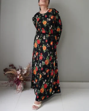 Summer florals long black dress with full sleeves, has a removable belt